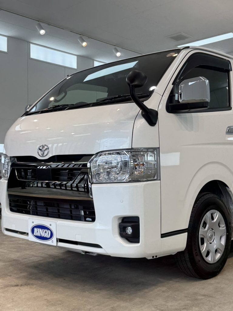 トヨタ　ハイエース/ハイガラスコート